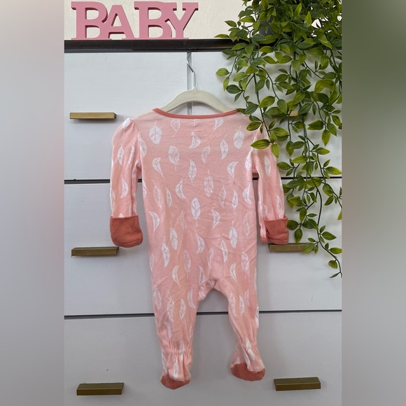 Cloud island feather Pijama 🪶 - Picture 2 of 2